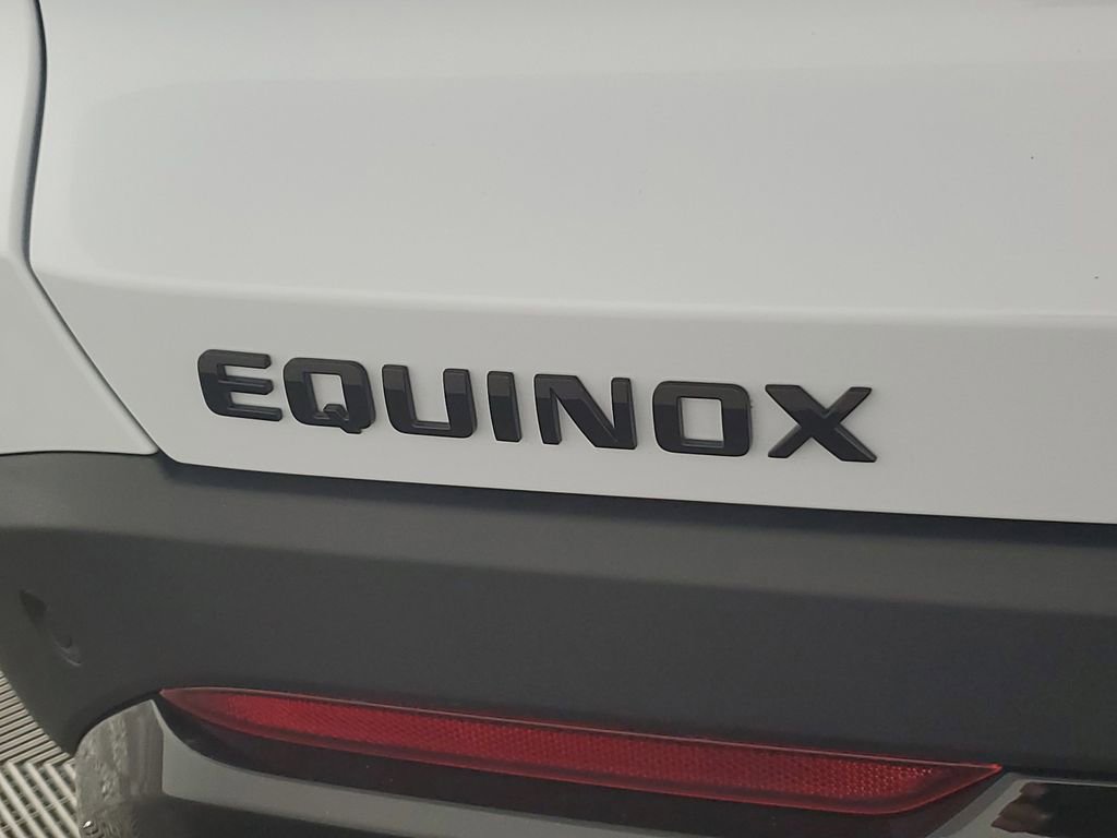 New 2026 Chevrolet Equinox RS FWD image 30
