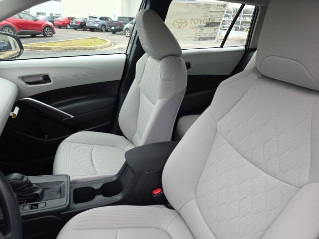 New 2026 Toyota Corolla Cross L image 9