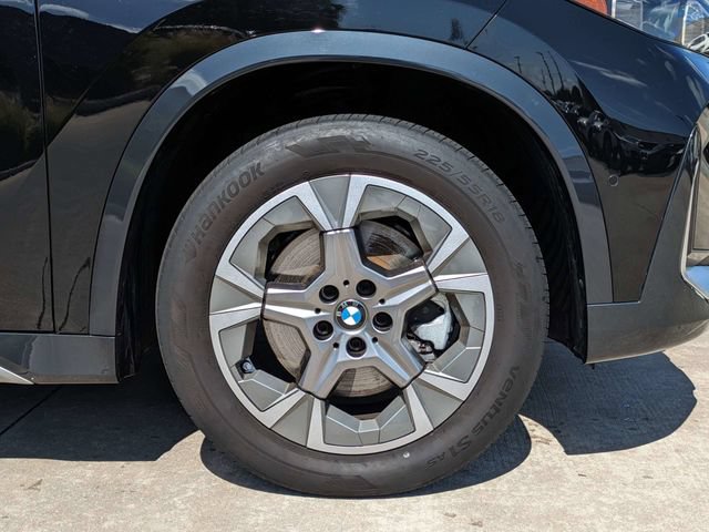 Used 2025 BMW X1 xDrive28i AWD/4WD image 12