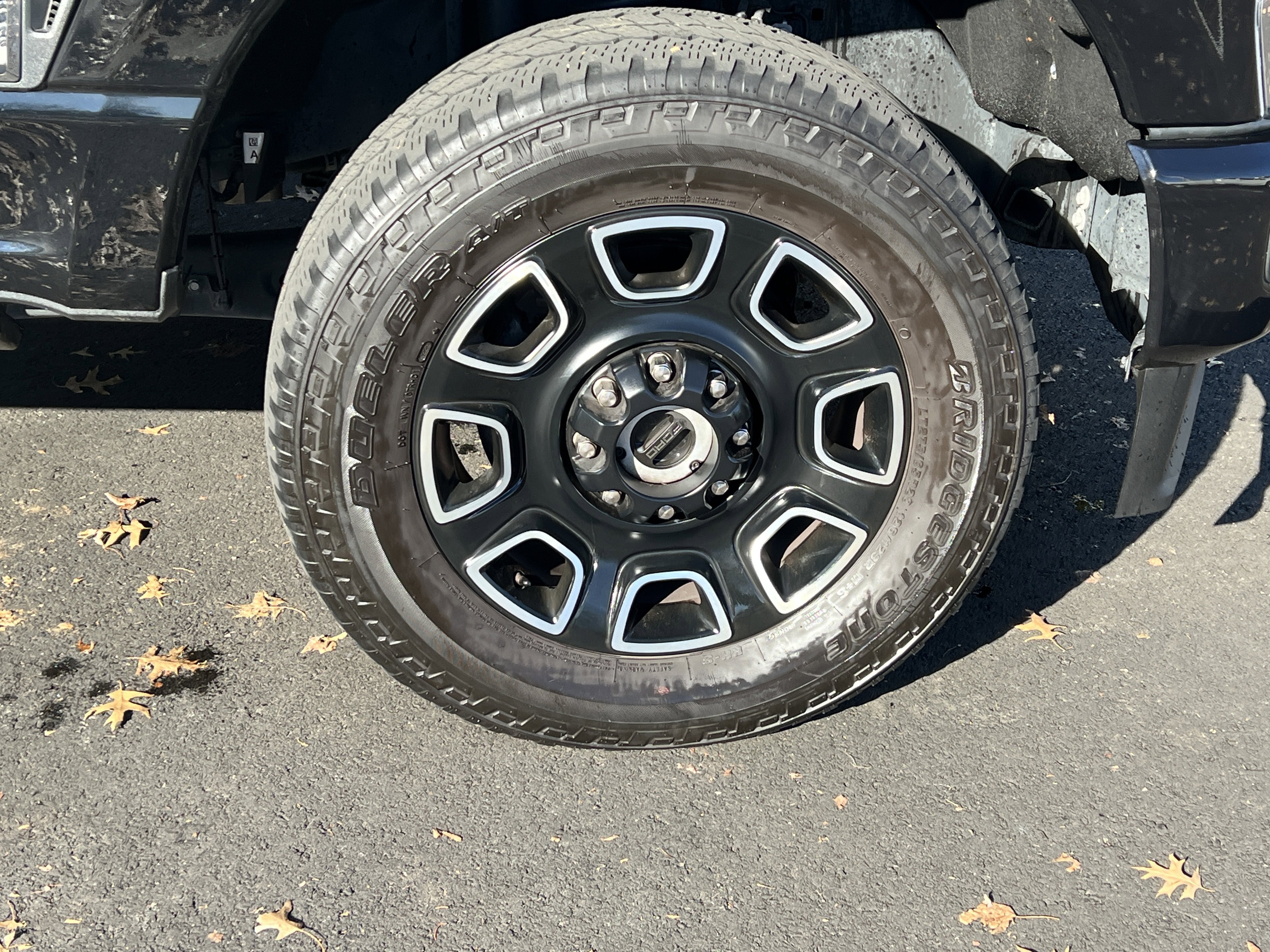 Used 2024 Ford F350 Platinum image 13