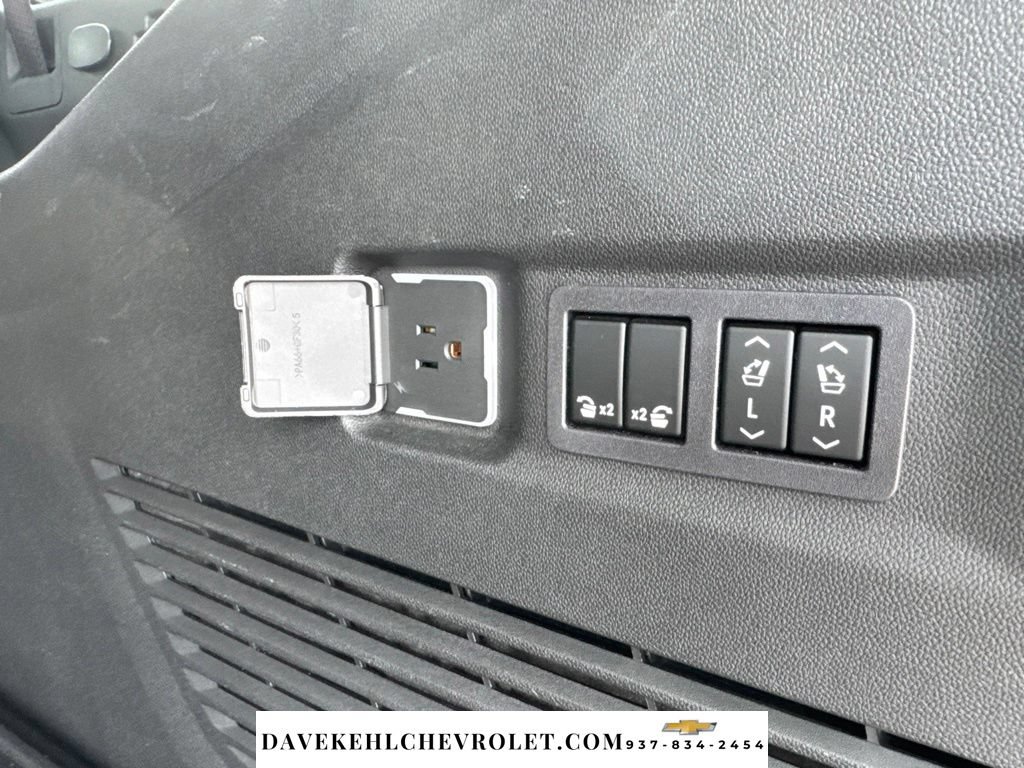 Used 2026 Chevrolet Suburban High Country w/ Sun And Tow Package AWD/4WD image 42