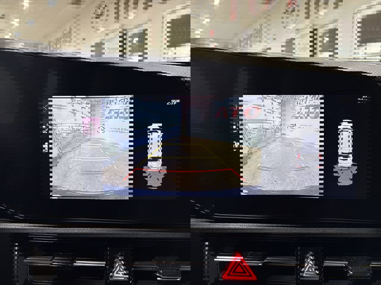 Used 2023 Kia Niro EX image 18