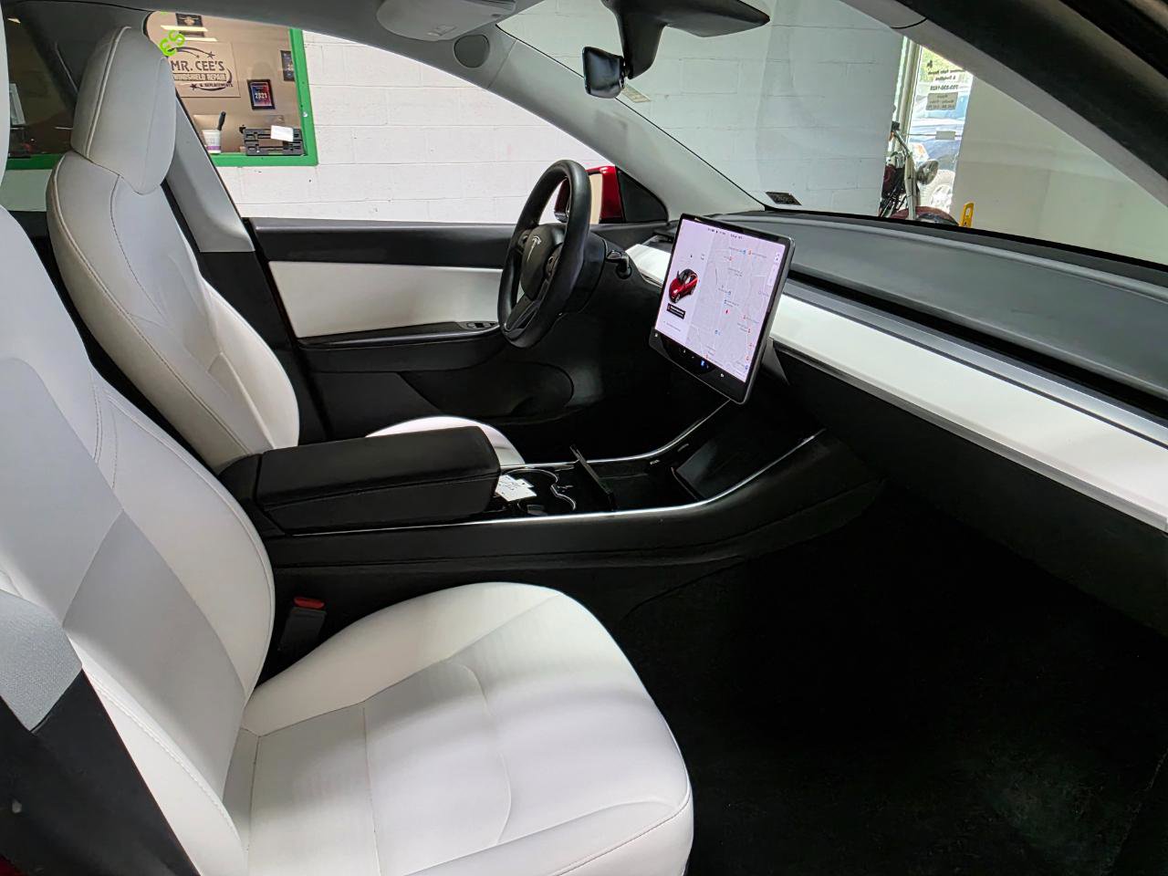 Used 2021 Tesla Model Y Long Range AWD/4WD image 26