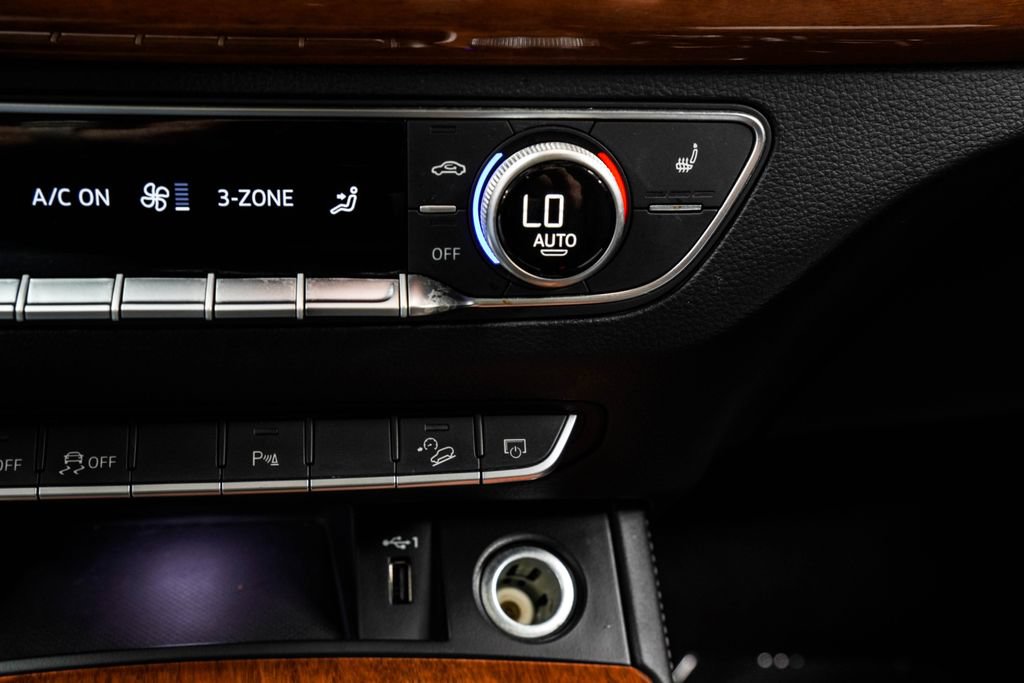 Used 2022 Audi Q5 2.0T Premium Plus AWD/4WD image 25