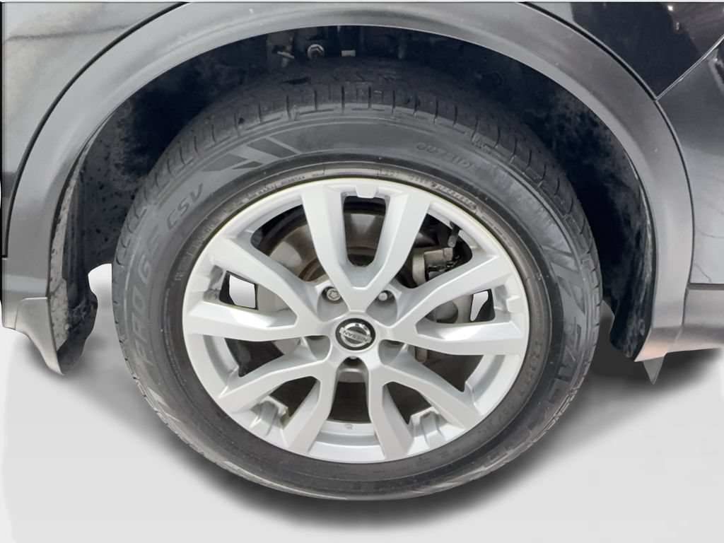Used 2020 Nissan Rogue Sport SV FWD image 13