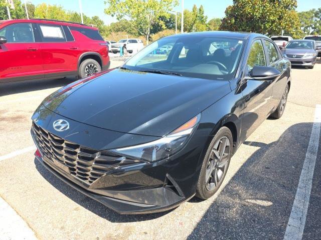 Used 2022 Hyundai Elantra Limited w/ Cargo Package