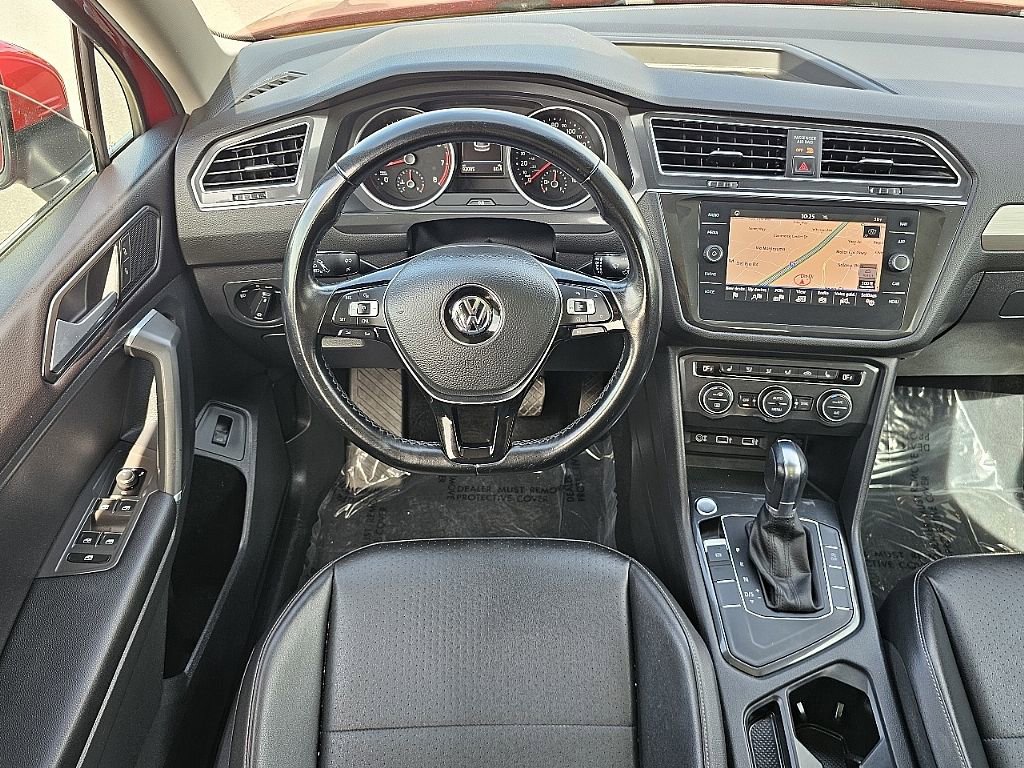 Used 2018 Volkswagen Tiguan SEL FWD image 26