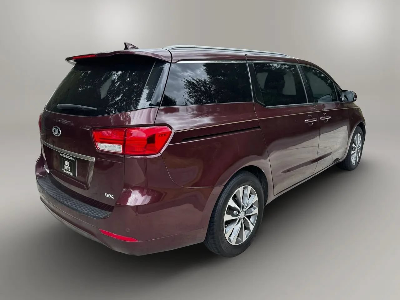 Used 2016 Kia Sedona SX FWD image 7