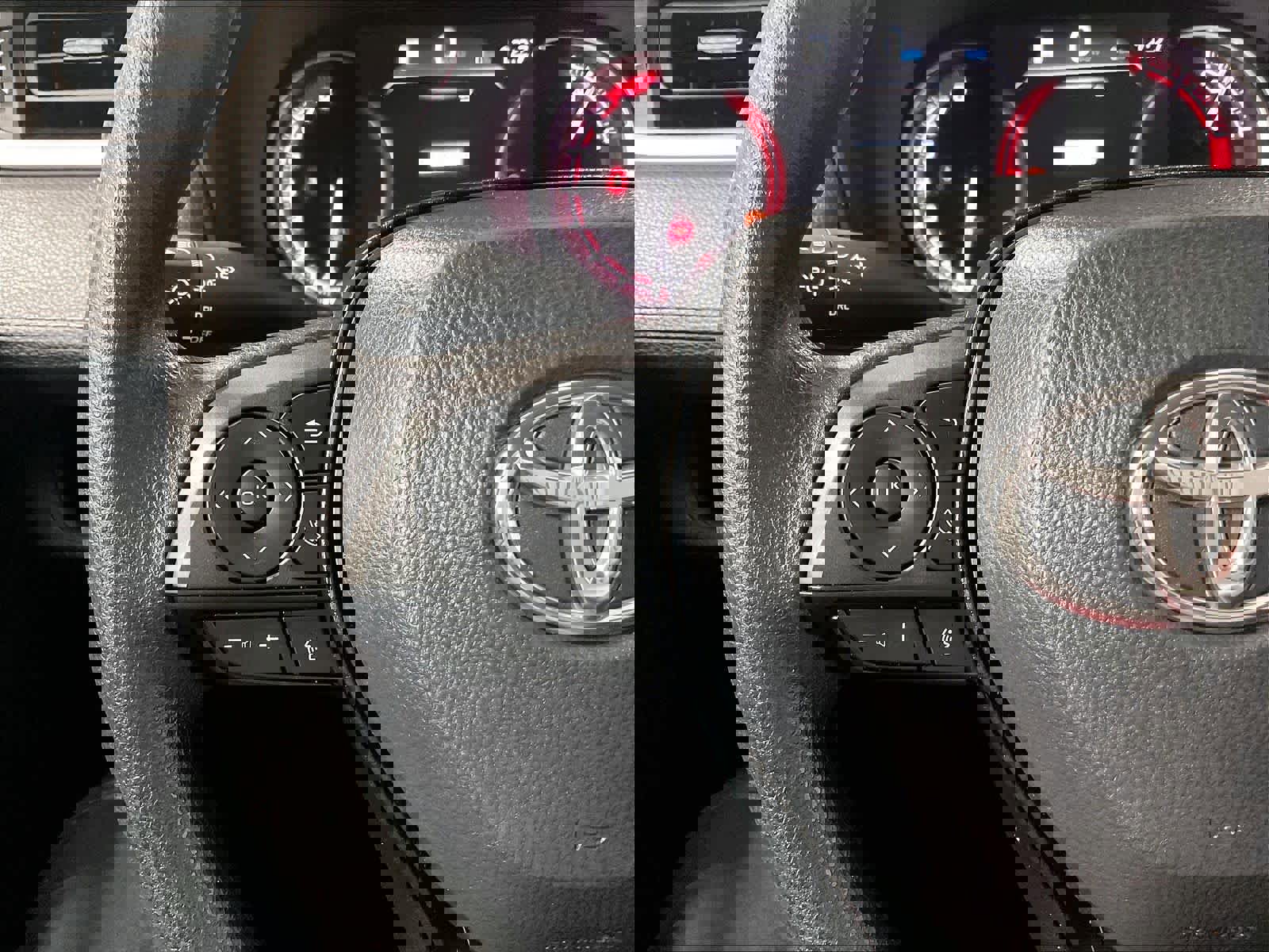 Certified 2025 Toyota RAV4 LE image 22