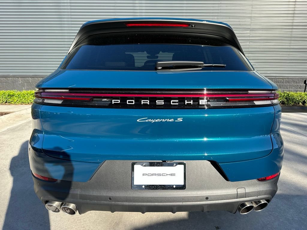 Used 2026 Porsche Cayenne S AWD/4WD image 12