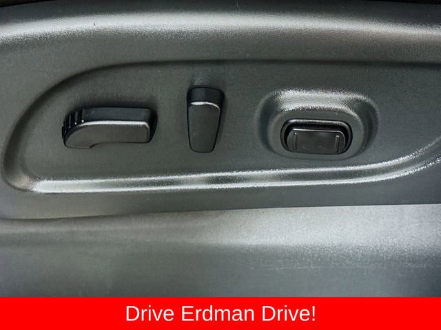 Used 2024 Nissan Titan PRO-4X w/ Pro-4x Convenience Package image 12