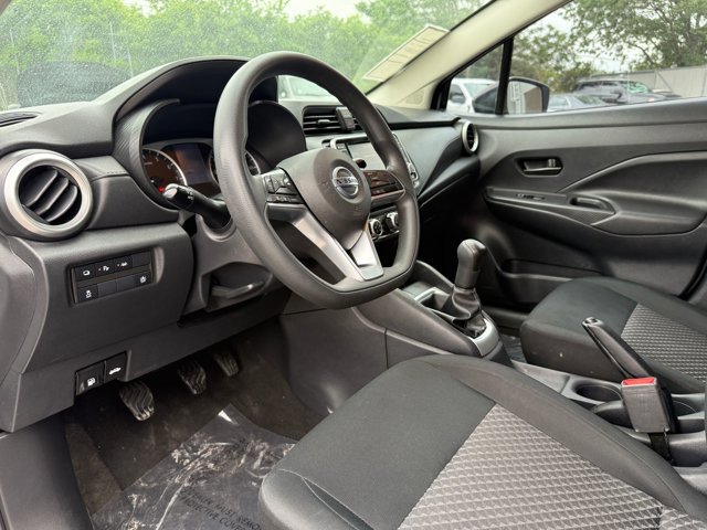 Used 2021 Nissan Versa S FWD image 9