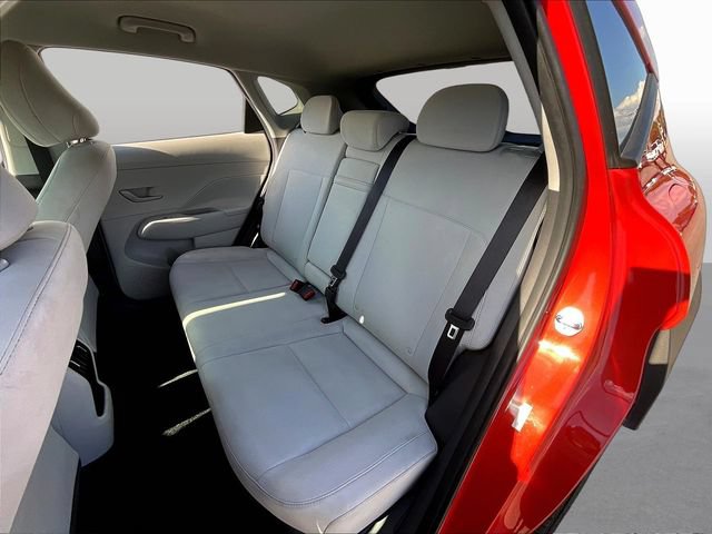Used 2025 Hyundai Kona SEL FWD image 23