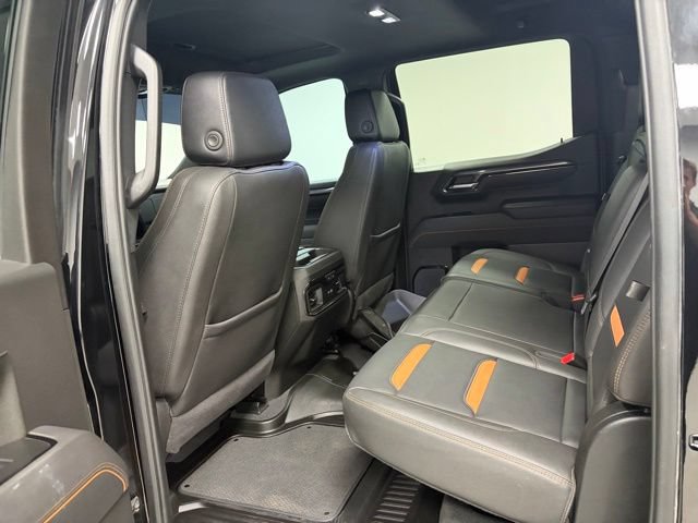Used 2025 GMC Sierra 1500 AT4 w/ Technology Package AWD/4WD image 43