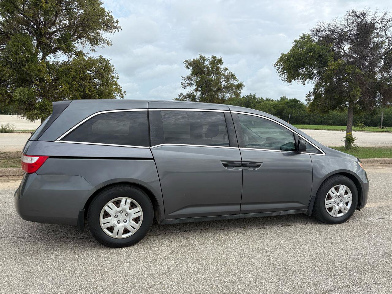 Used 2011 Honda Odyssey LX image 47