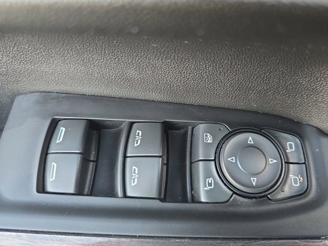 Used 2021 Chevrolet Silverado 1500 LTZ image 26