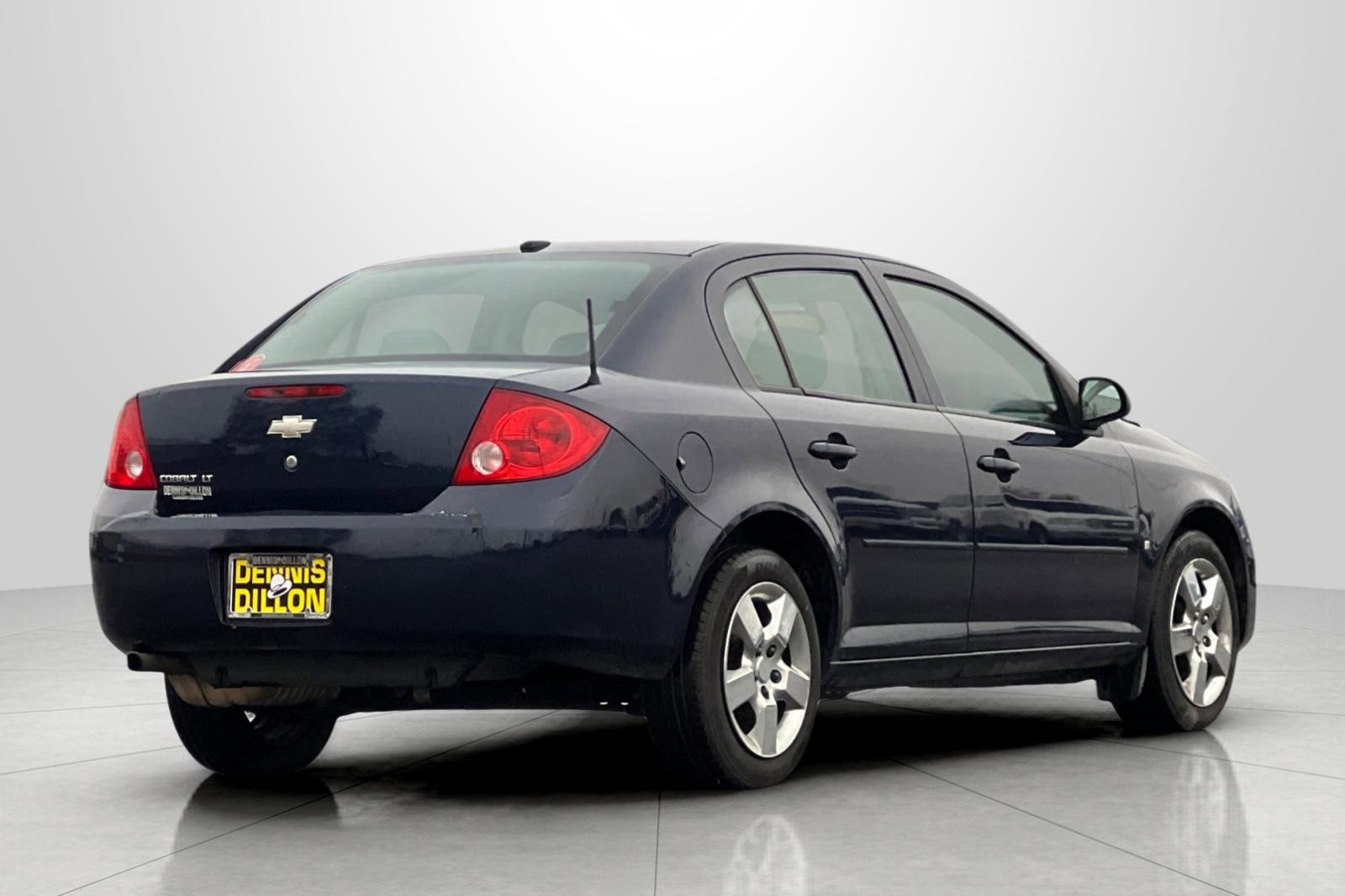 Used 2008 Chevrolet Cobalt LT w/ Preferred Equipment Group image 4