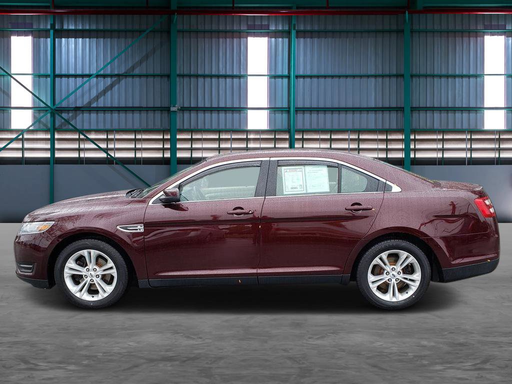 Used 2018 Ford Taurus SEL w/ Equipment Group 201A image 2
