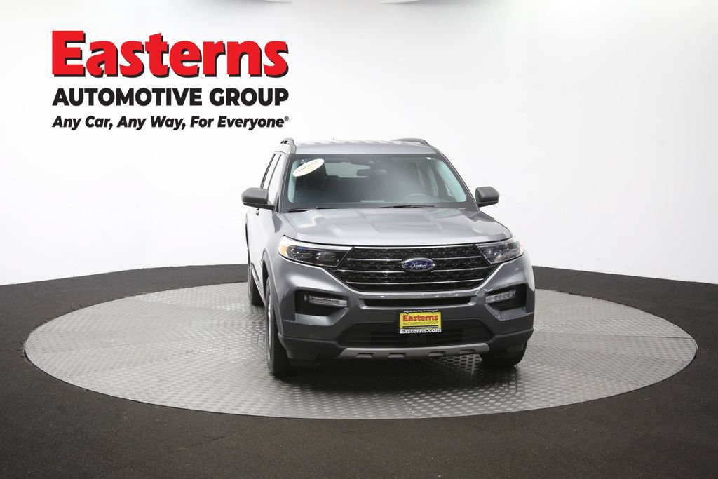 Used 2023 Ford Explorer XLT w/ Equipment Group 202A AWD/4WD image 51