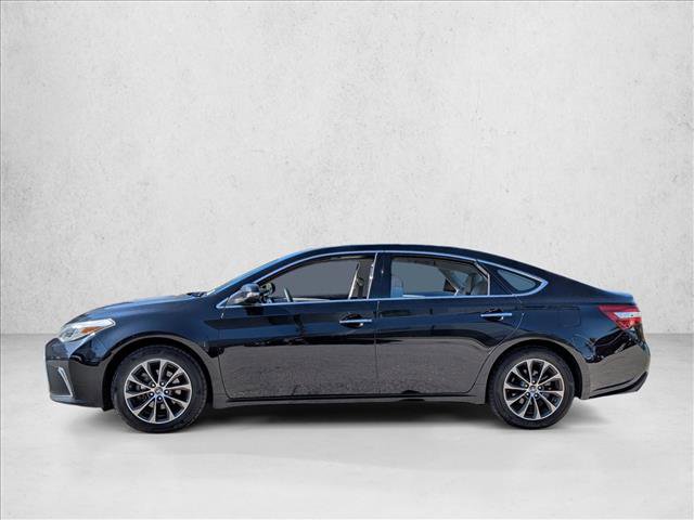 Used 2018 Toyota Avalon XLE Premium w/ All Weather Liner Package FWD image 9