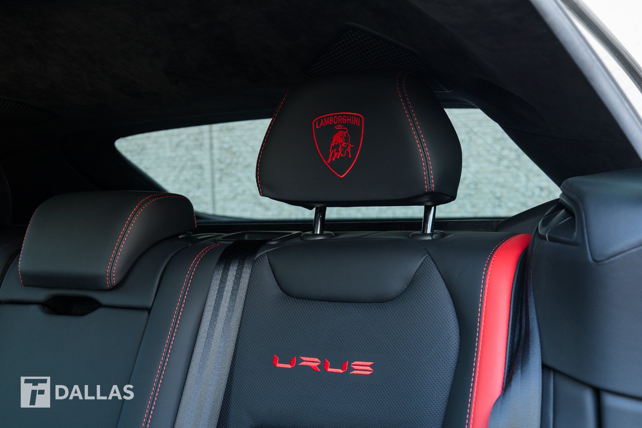 Used 2023 Lamborghini Urus S AWD/4WD image 32
