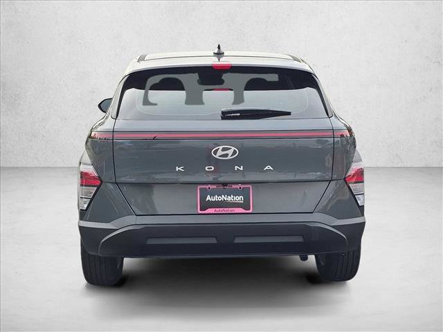 New 2027 Hyundai Kona SE FWD image 8