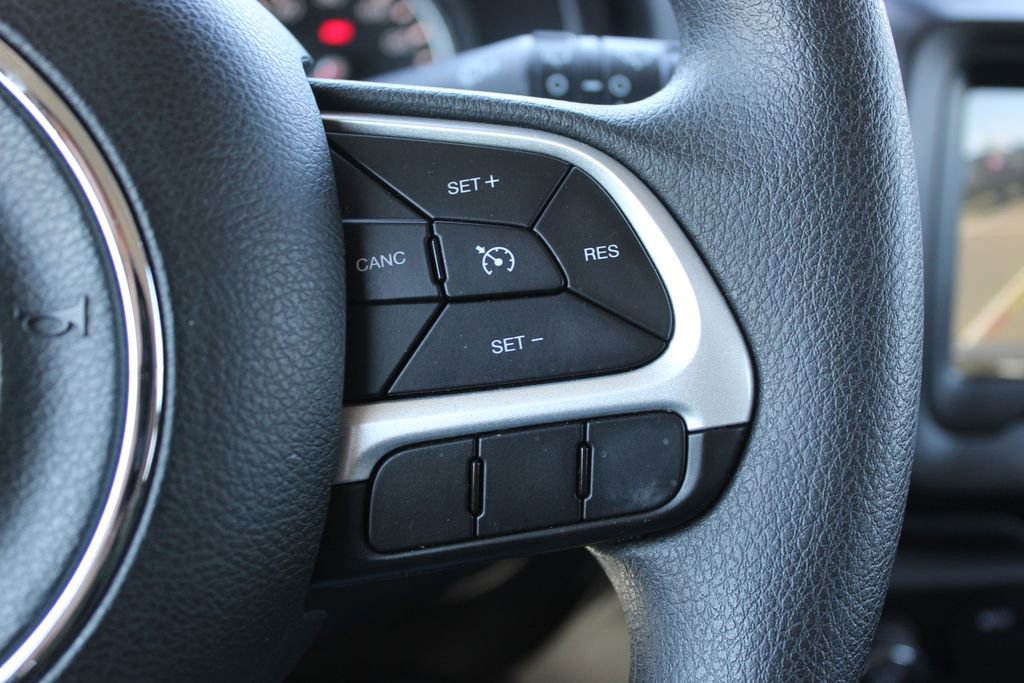 Used 2018 Jeep Renegade Sport w/ Power & Air Group image 27