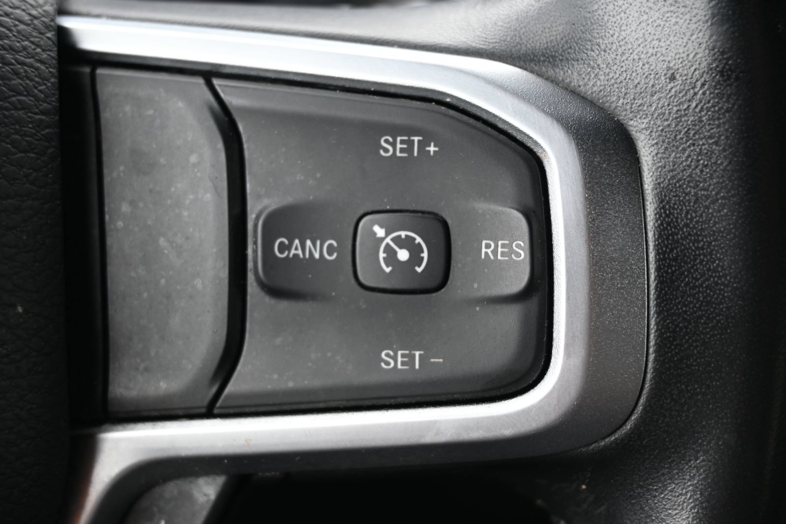 Used 2024 RAM 3500 Big Horn AWD/4WD image 13