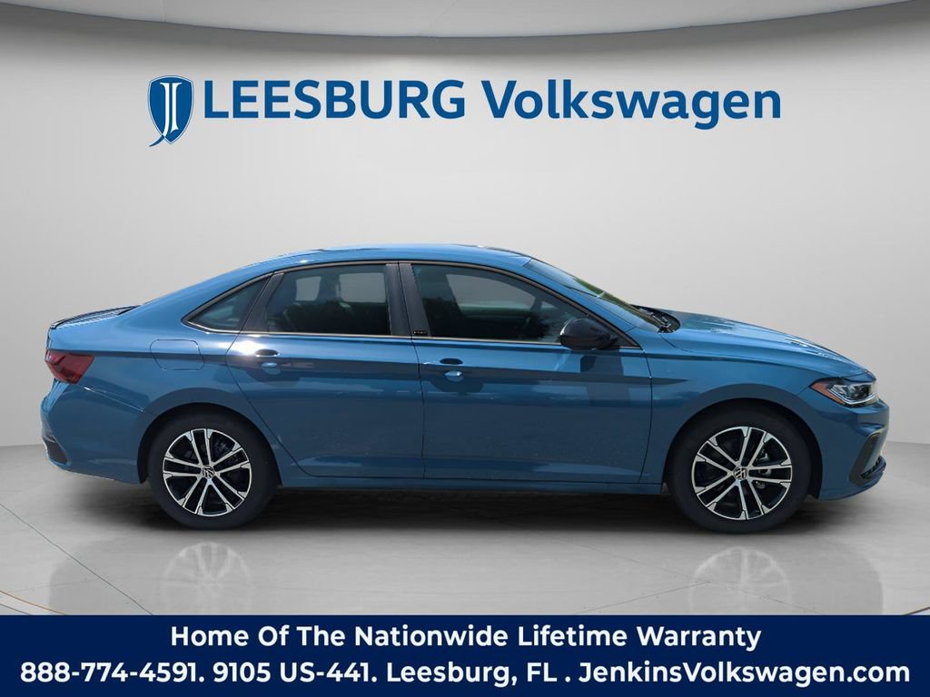 New 2026 Volkswagen Jetta Sport FWD image 3