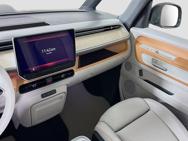 New 2025 Volkswagen ID. Buzz 1st Edition image 24