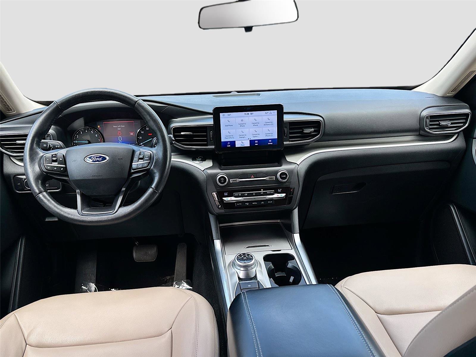 Used 2020 Ford Explorer XLT w/ Equipment Group 202A image 23