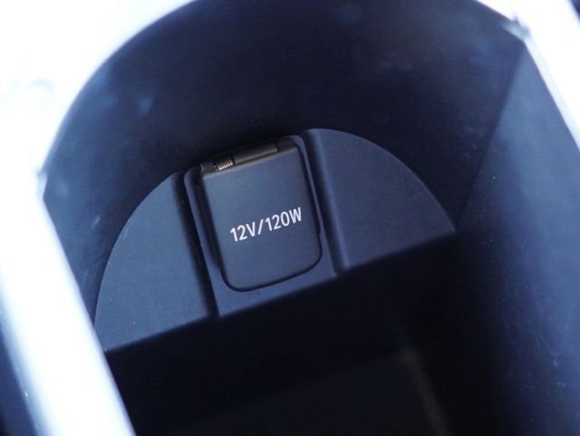 Used 2019 Toyota C-HR LE image 31