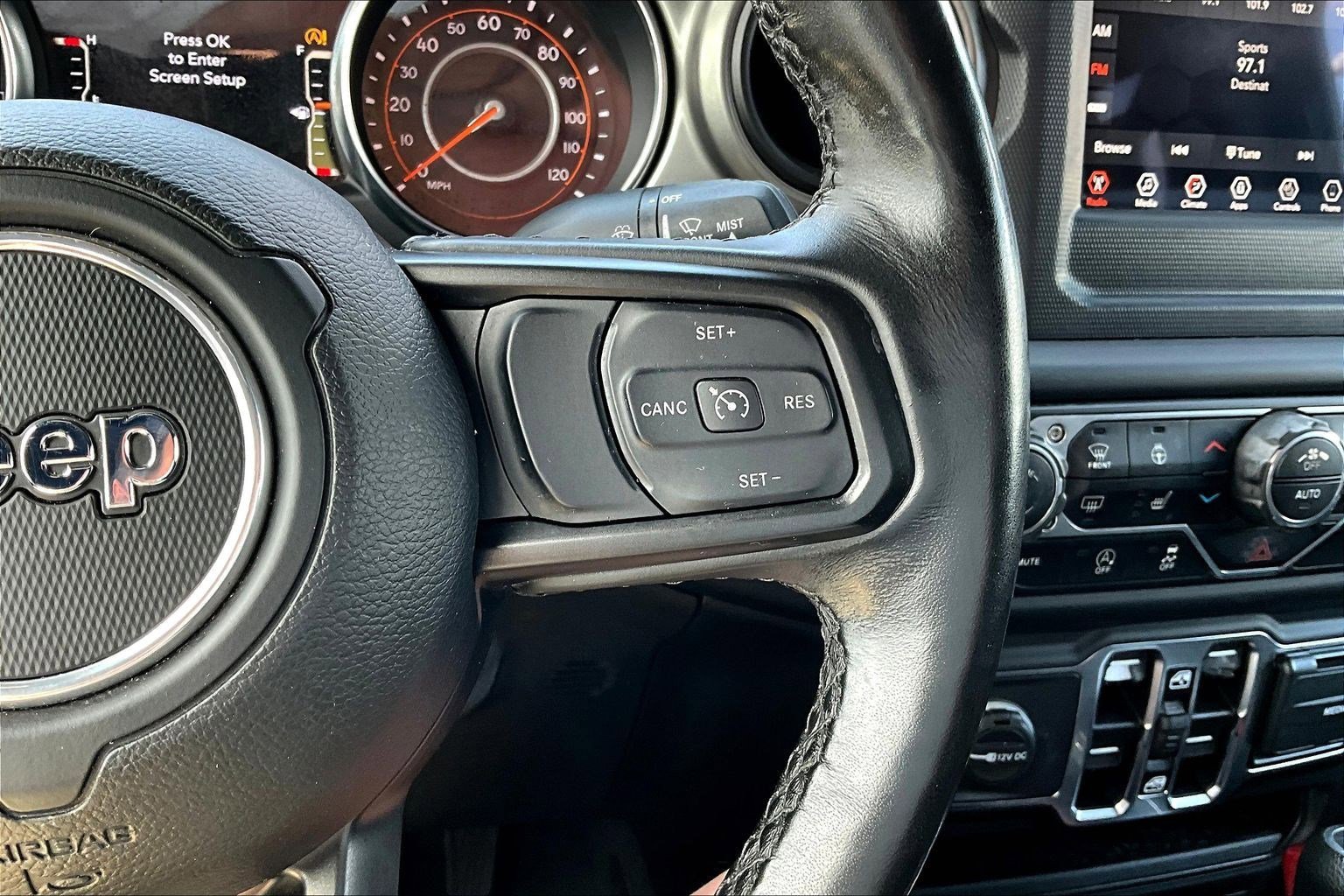 Used 2021 Jeep Gladiator Sport AWD/4WD image 13
