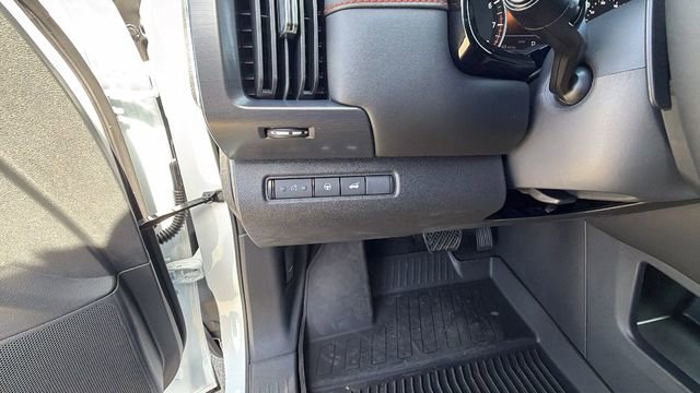 New 2026 Nissan Pathfinder Rock Creek w/ Rock Creek Premium Package image 31