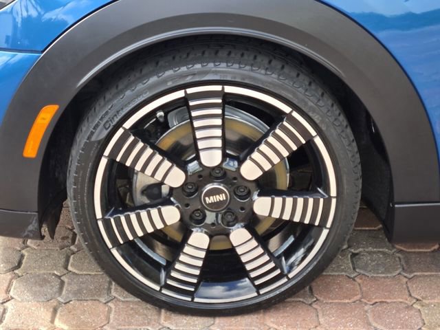 Used 2022 MINI Cooper S image 11