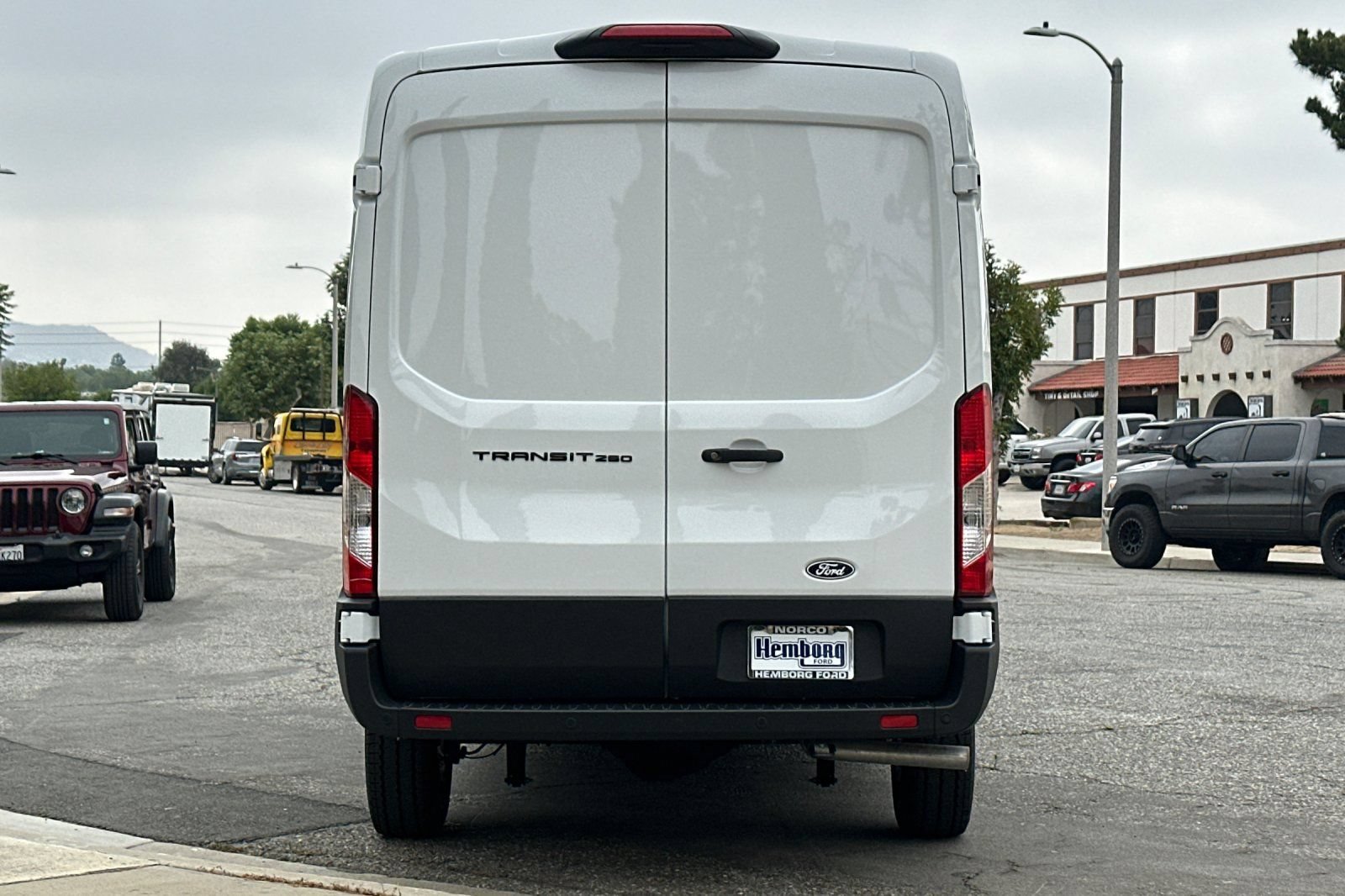 New 2026 Ford Transit 250 148 Medium Roof RWD image 5