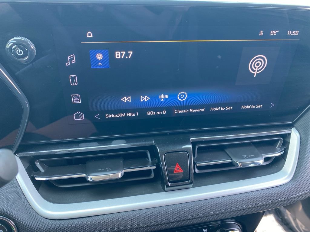 Used 2024 Chevrolet TrailBlazer LT w/ Driver Confidence Package image 30