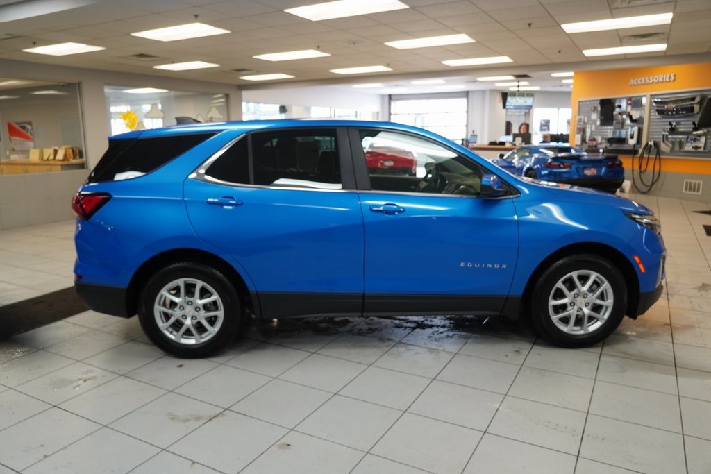 Certified 2024 Chevrolet Equinox LT w/ LPO, Floor Liner Package image 15