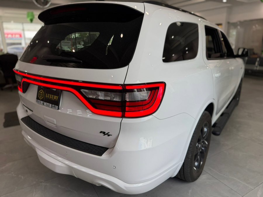 Used 2024 Dodge Durango R/T AWD/4WD image 9