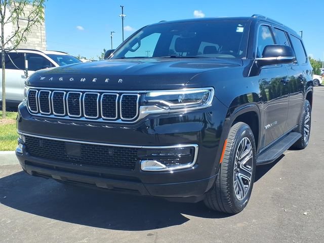 Used 2025 Jeep Wagoneer L Series II w/ 8-pass Seating Package AWD/4WD image 3