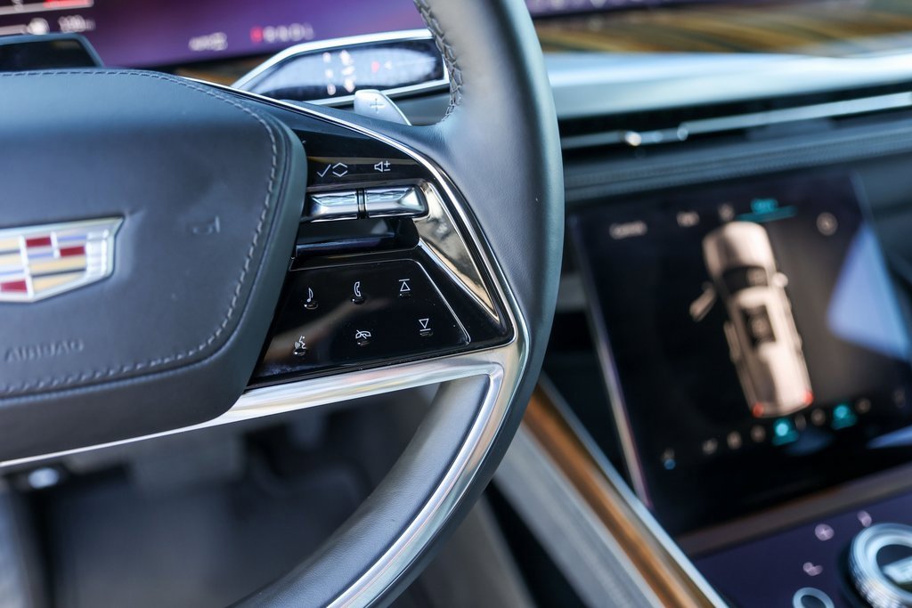 Certified 2025 Cadillac Escalade ESV Sport Platinum image 13