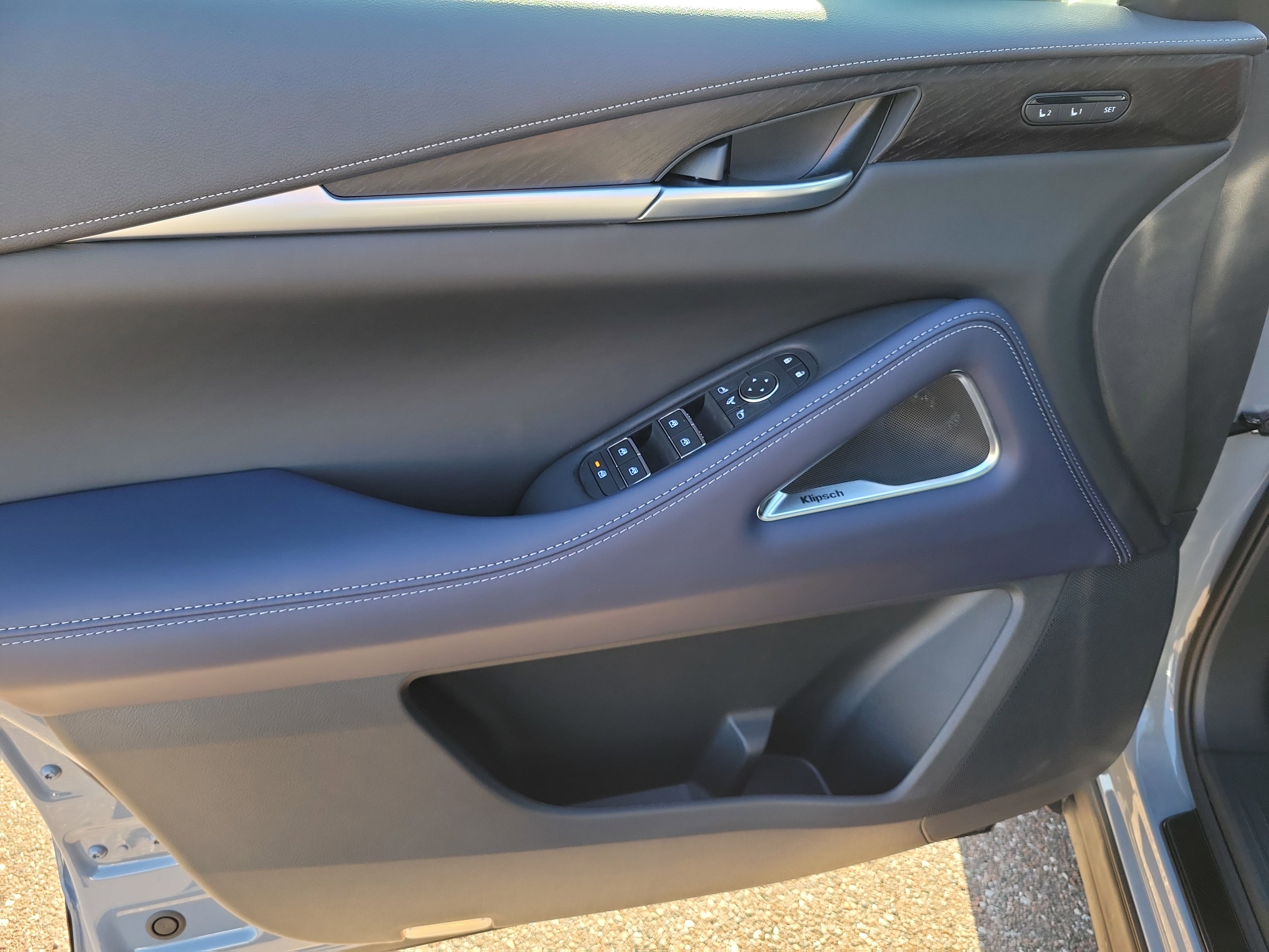 New 2026 INFINITI QX60 Sport w/ Dark Cargo Package image 15