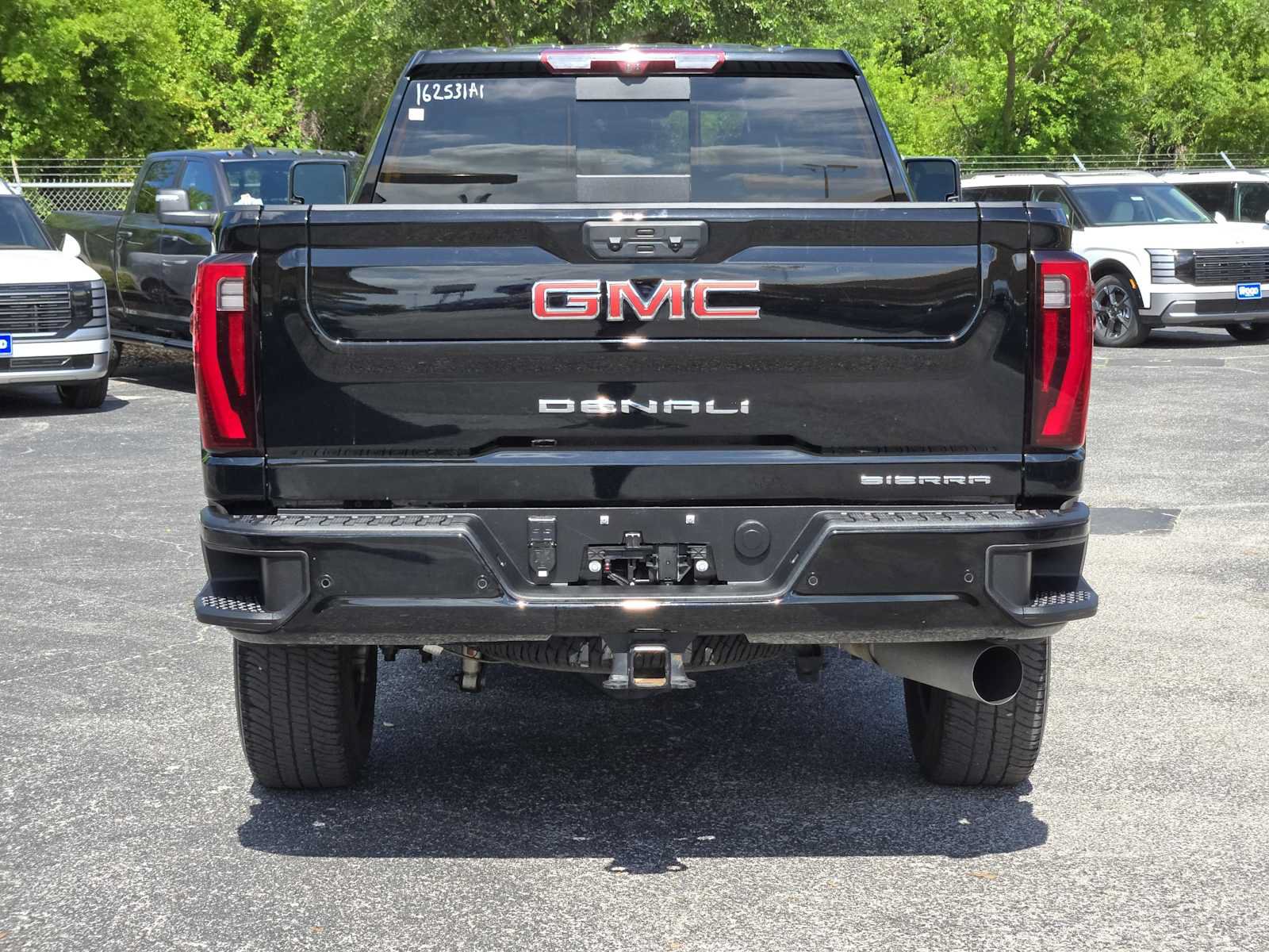 Certified 2025 GMC Sierra 3500 Denali w/ Denali Reserve Package AWD/4WD image 4