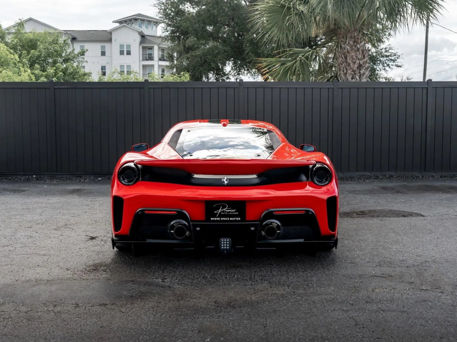 Used 2019 Ferrari 488 Pista Coupe RWD image 5
