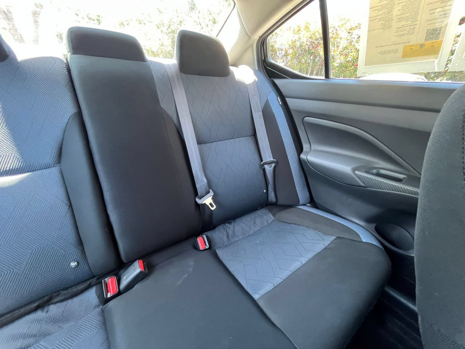 Used 2025 Nissan Versa SV FWD image 35