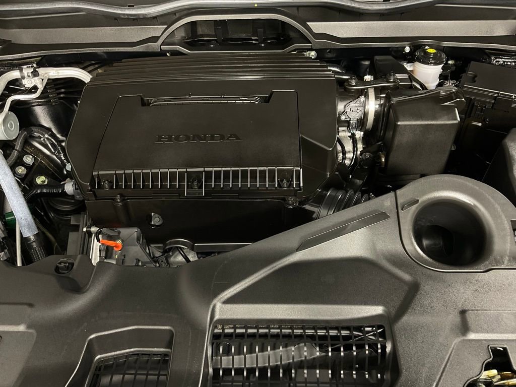 Used 2025 Honda Pilot Black Edition image 9