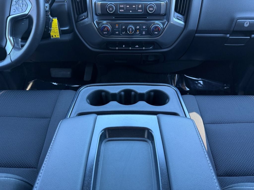 Used 2018 Chevrolet Silverado 1500 LT w/ LT Eassist Package AWD/4WD image 12