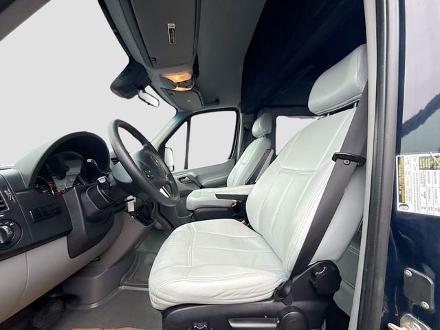 Used 2015 Mercedes-Benz Sprinter 2500 image 20