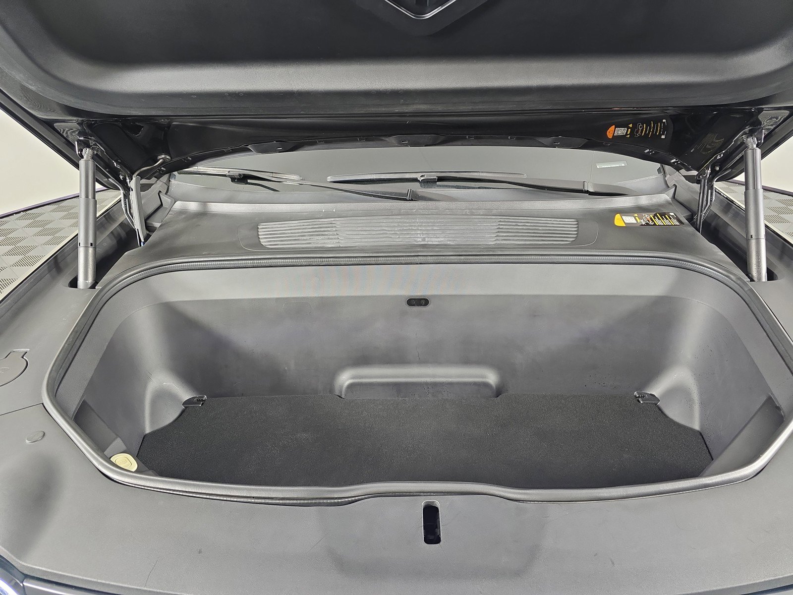 Used 2022 Rivian R1S Launch Edition image 14