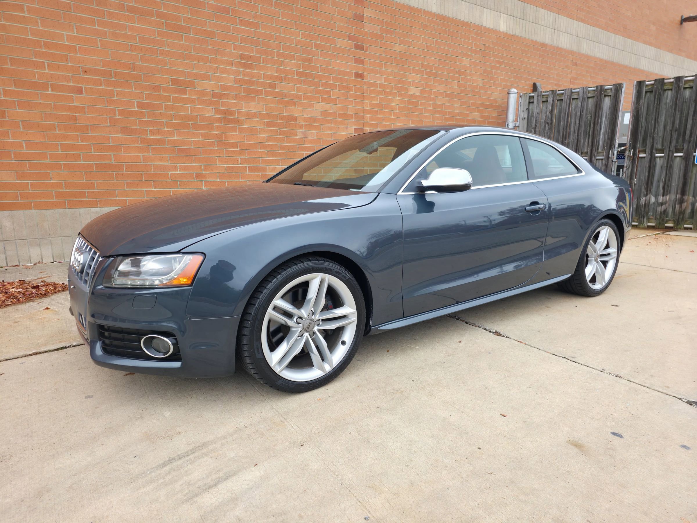Used 2011 Audi S5 Prestige image 1